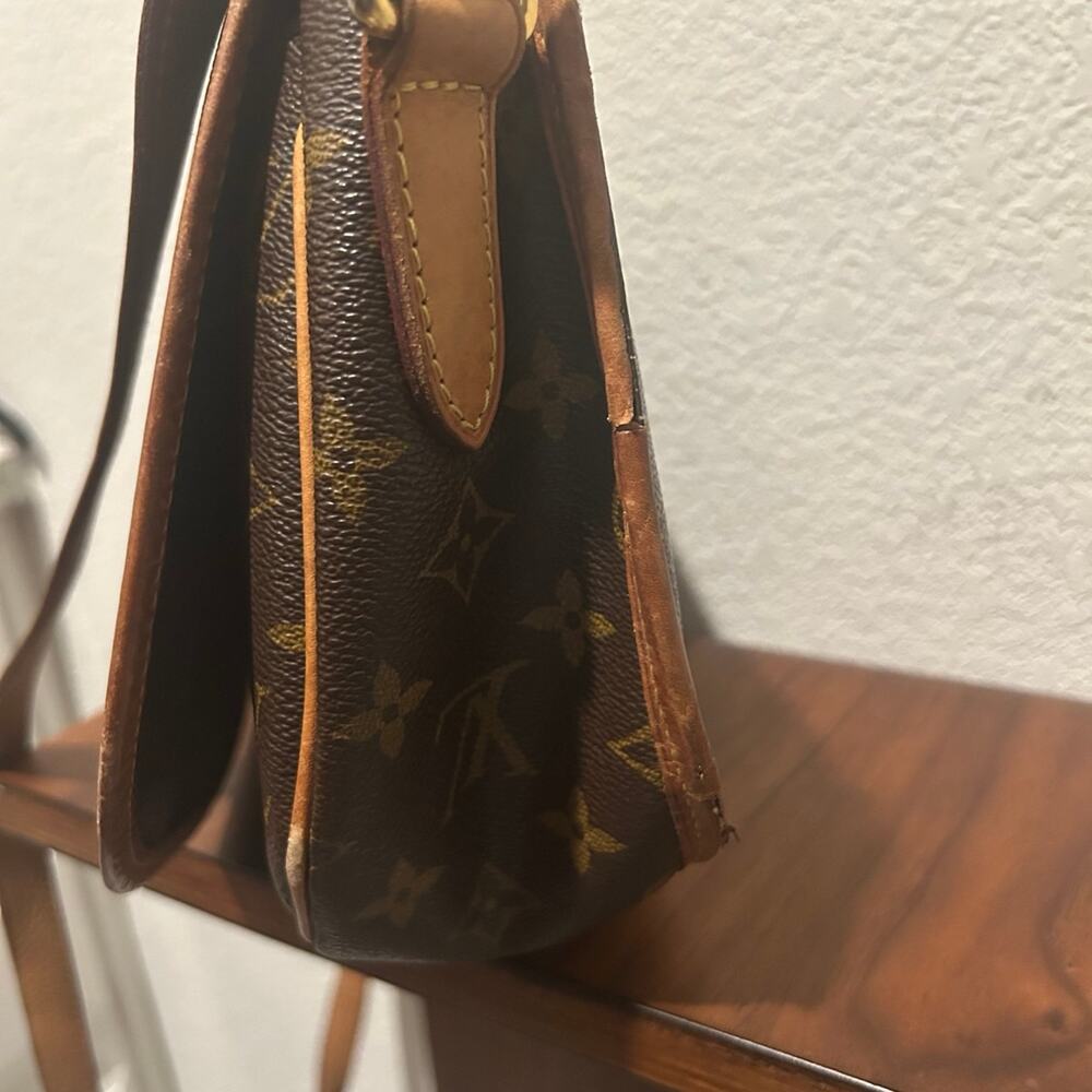Louis Vuitton Monogram Menilmontant PM Crossbody Flap Bag with COA - Picture 8 of 15